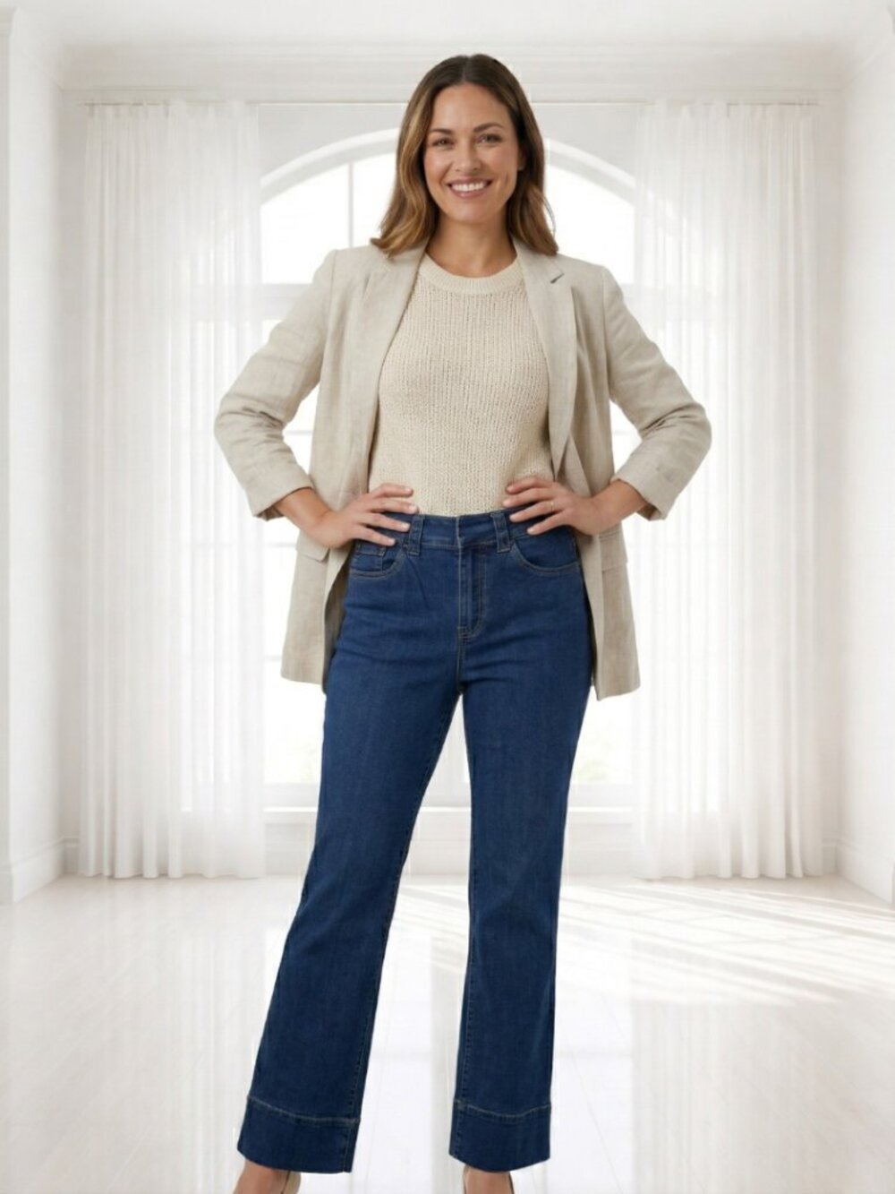 DG2 by Diane Gilman Classic Stretch Bootcut Jeans Size 10P Distressed